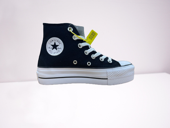 triple_black1 Chuck Taylor All Star Lift Platform Canvas